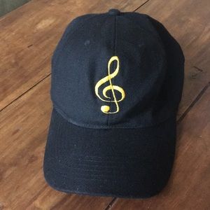 ❤️❤️SOLD❤️❤️Musical note cap